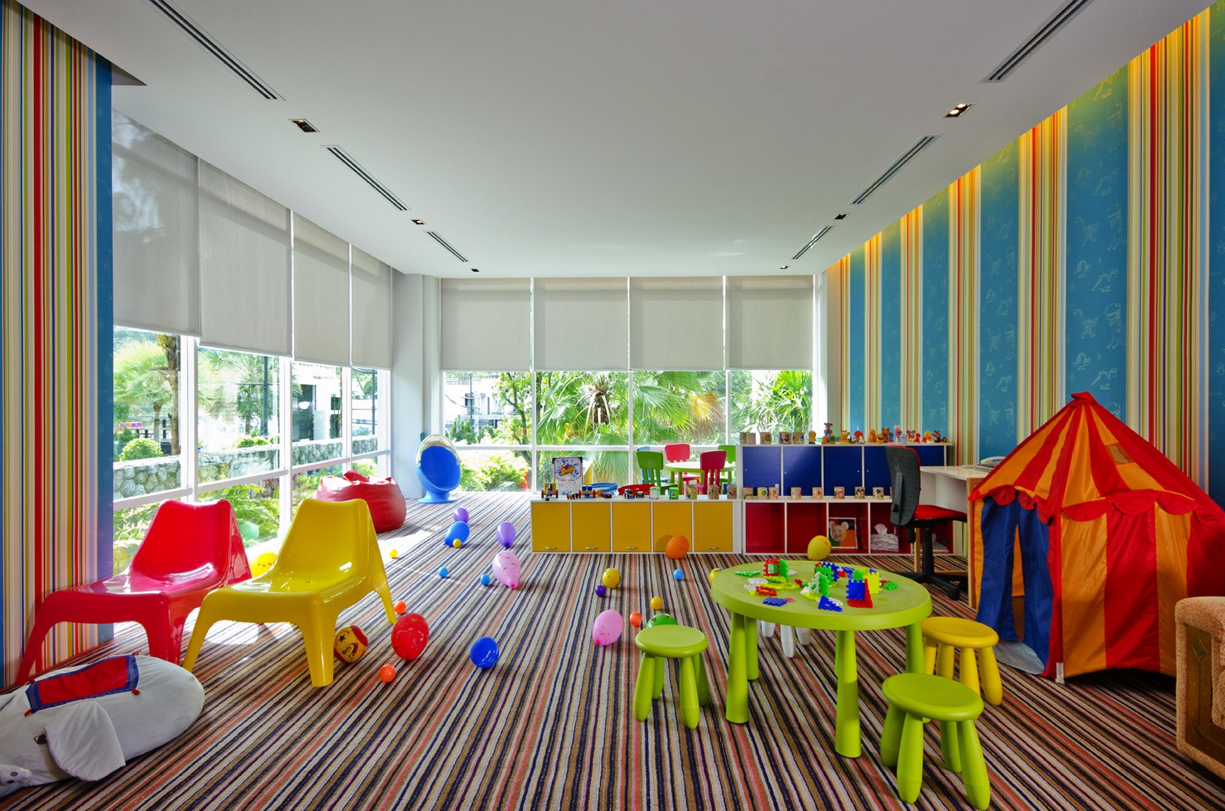 Wyndham Sea Pearl Resort, Phuket Patong Exteriér fotografie A nursery in Thailand