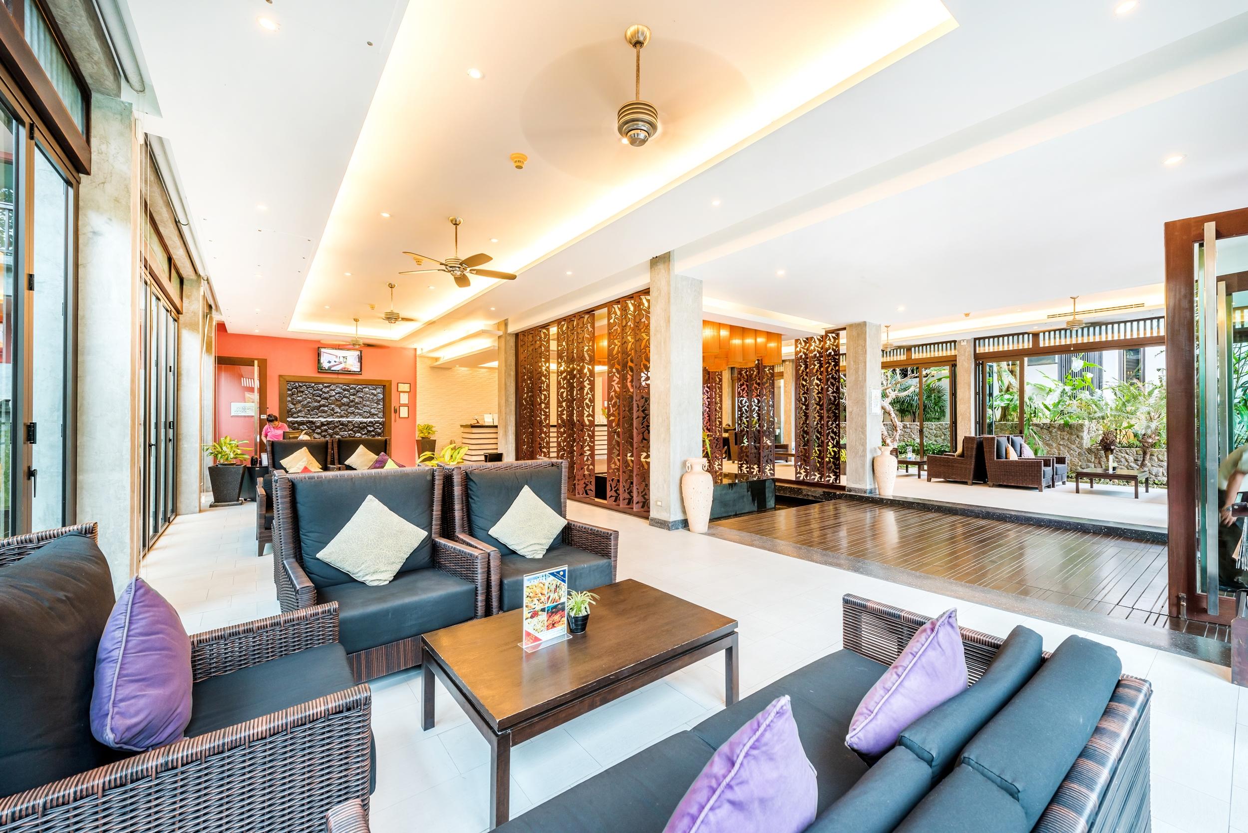 Wyndham Sea Pearl Resort, Phuket Patong Exteriér fotografie Lobby