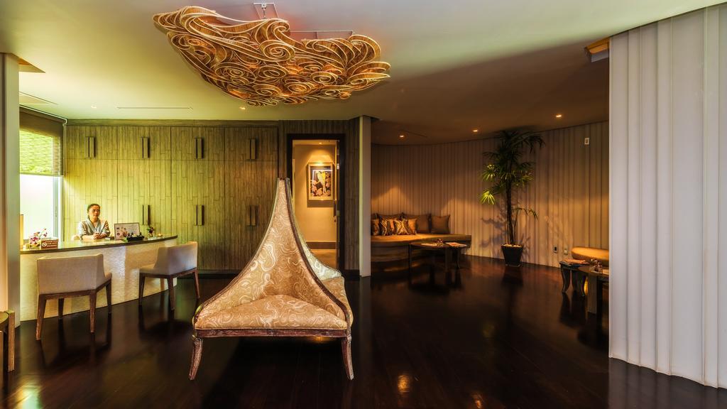 Wyndham Sea Pearl Resort, Phuket Patong Exteriér fotografie The Spa at The Ivy Hotel