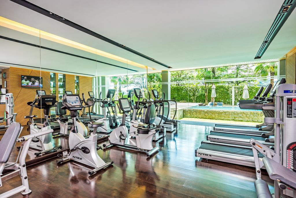 Wyndham Sea Pearl Resort, Phuket Patong Exteriér fotografie The gym at the W Bangkok