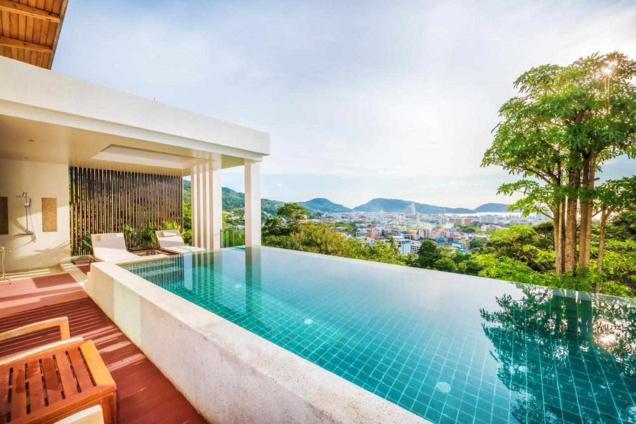 Wyndham Sea Pearl Resort, Phuket Patong Exteriér fotografie Infinity pool at the resort